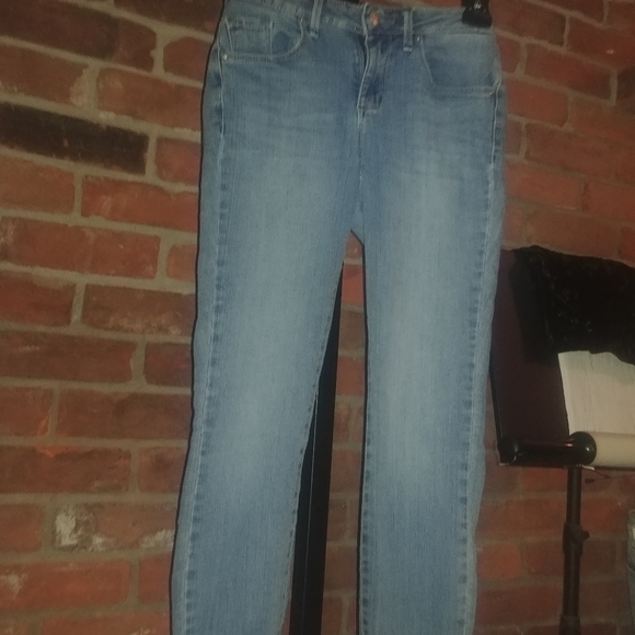 Jeans jeans n more jeans - Picture 9 of 13